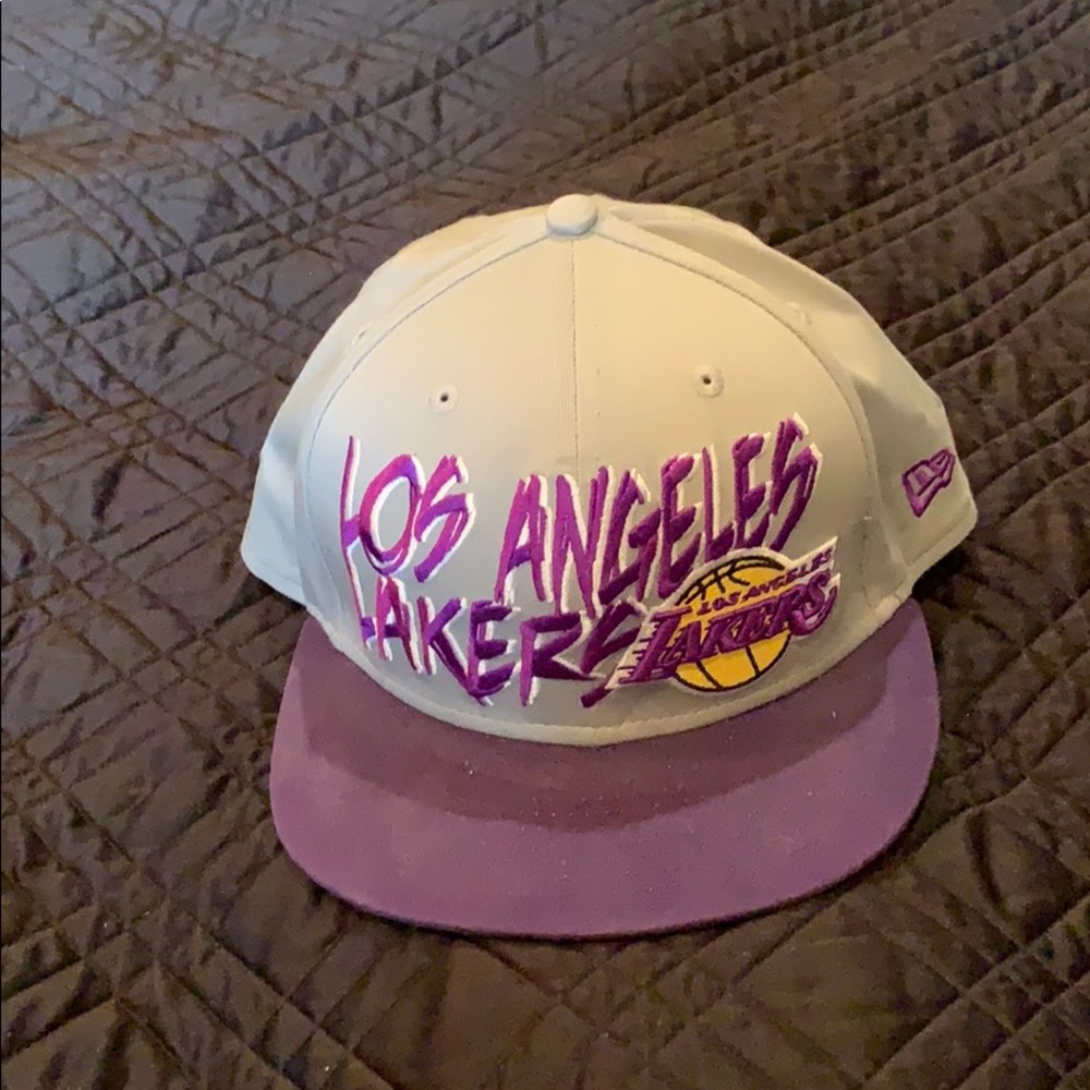 Vintage Lakers hat
